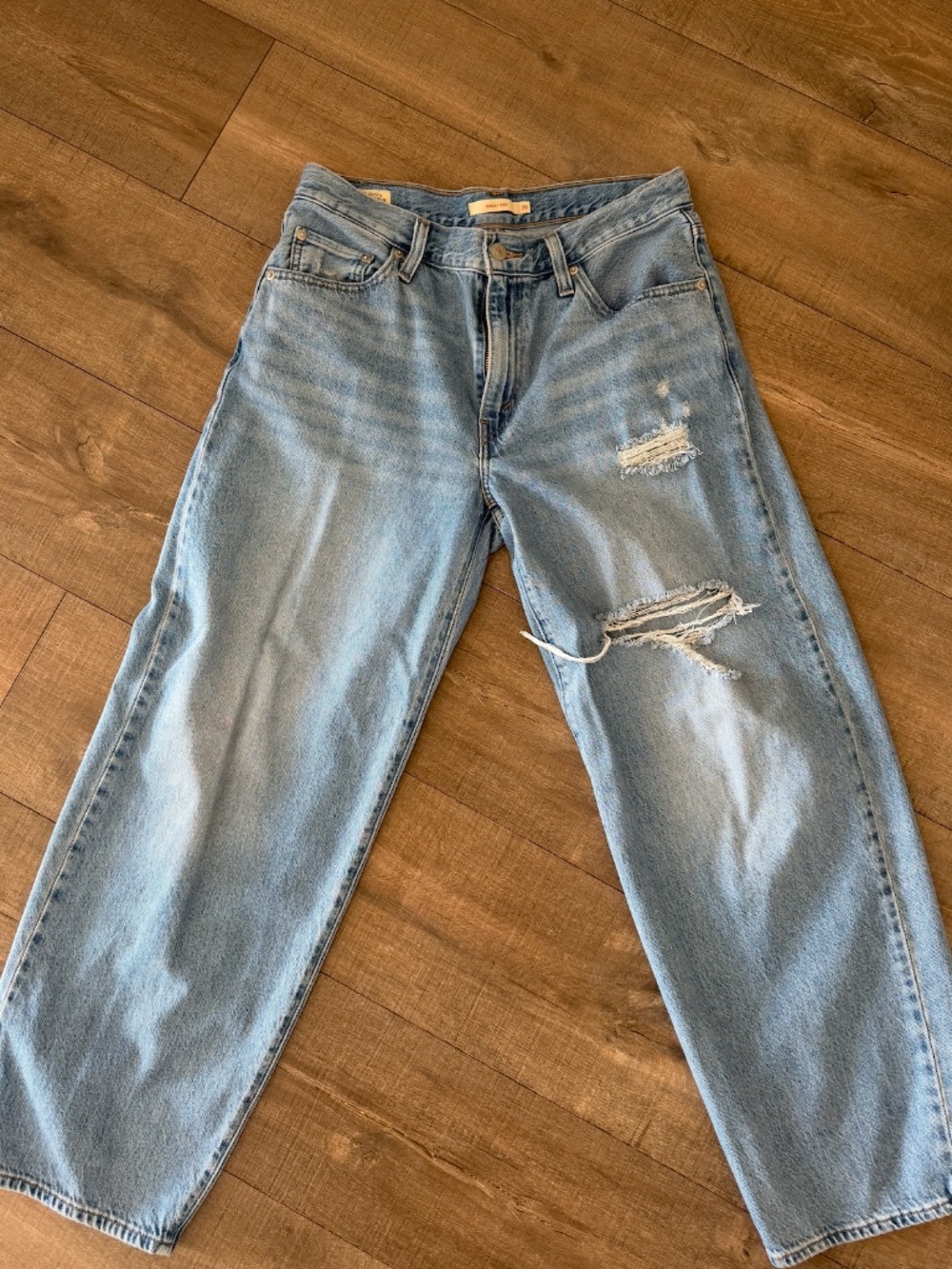 Levis Baggy Dad Jean
